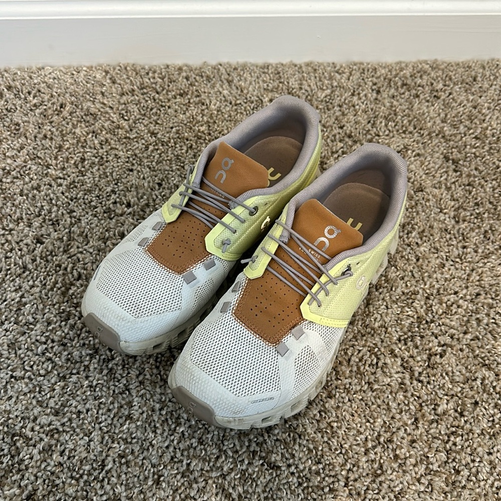 On Cloud5 shoes